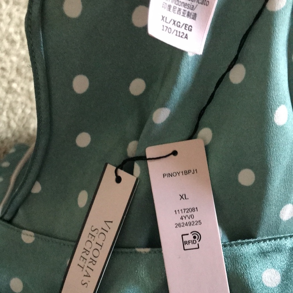 NEW Victoria Secret Satin Turquoise Pajama Set XL POLKA DOTS NWT SEXY - Picture 6 of 8